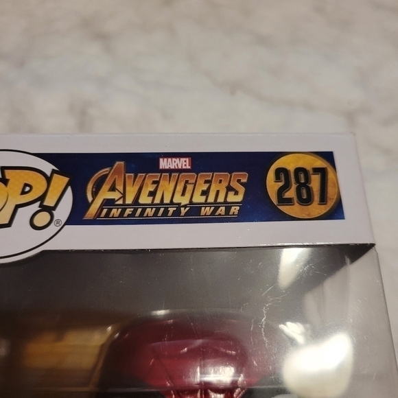 Marvel: Avengers Infinity War - Iron Spider #287 (Funko Pop) - Picture 5 of 9